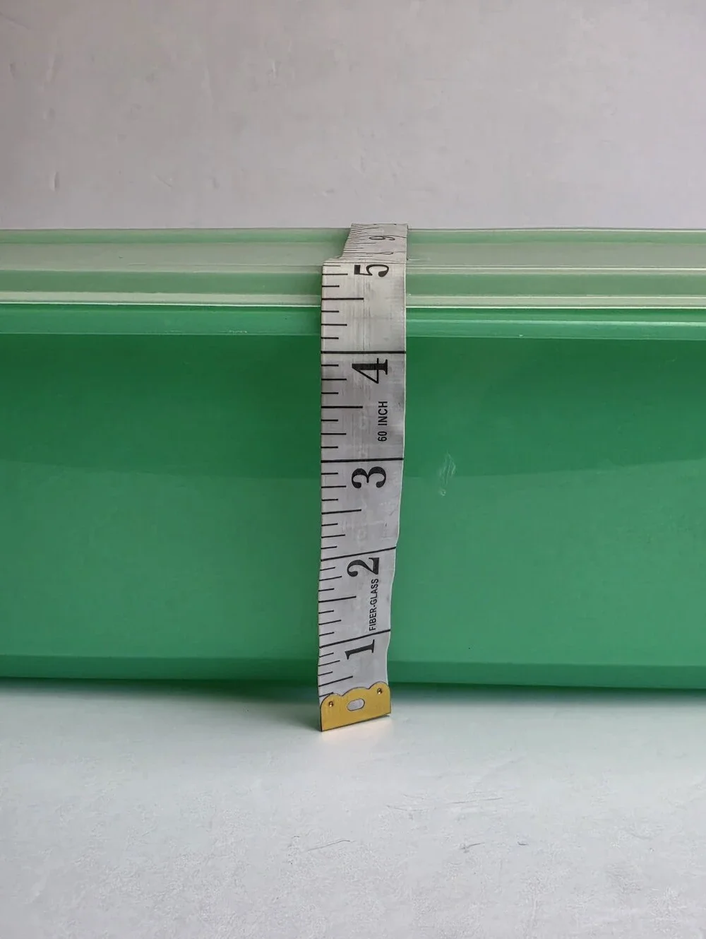 Tupperware 782-6 Jadeite Green Vtg. Celery Refrigerator Keeper with Lid and Grid